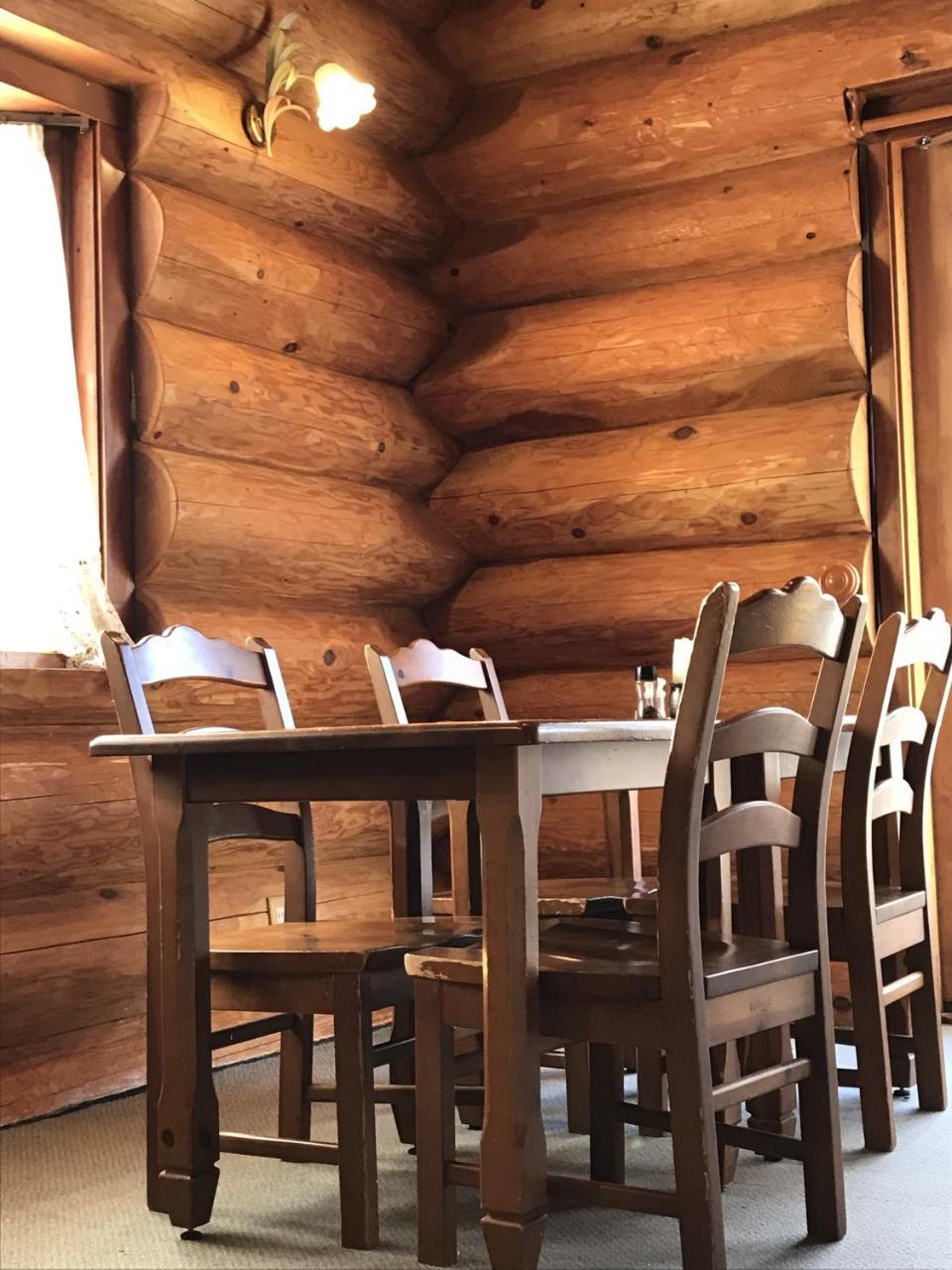 Log Hotel Kamloops Shinano  Exterior foto